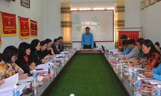 LĐLĐ tỉnh Lâm Đồng phối hợp với BHXH tỉnh rà soát, đôn đốc thu nộp BHXH. Ảnh: Đức Thiệm