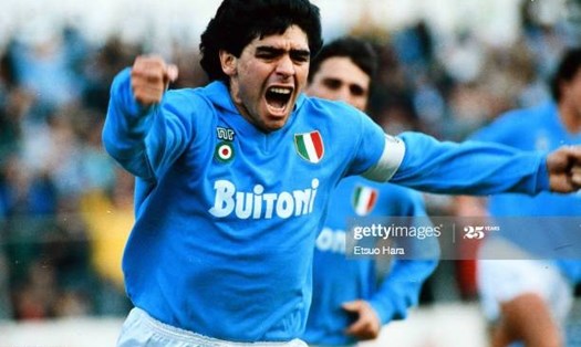 Maradona thi đấu cho Napoli từ năm 1984 đến 1992. Ảnh Getty