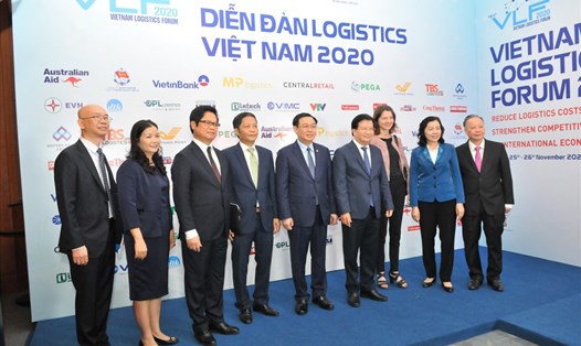 Chủ tịch VCCI tham dự Diễn đàn Logictics Việt Nam 2020. Ảnh: Minh Khuyên