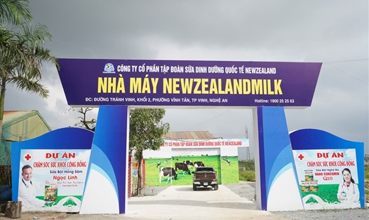“Nhà máy” sữa New Zealand tại Vinh có vẻ ngoài hoành tráng nhưng bên trong là nhà kho cũ 850m2 cải tạo lại. Ảnh: Quang Đại