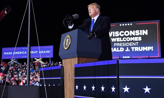 Tổng thống Donald Trump trong một buổi vận động tranh cử ở Wisconsin. Ảnh: AFP