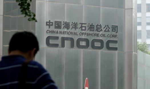 Tổng công ty Dầu khí Ngoài khơi Trung Quốc (CNOCC) bị chính quyền ông Donald Trump nhắm đưa vào danh sách đen. Ảnh: AFP