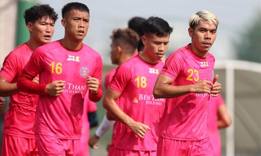 Sài Gòn tập luyện chuẩn bị cho mùa giải 2021. Ảnh: SGFC