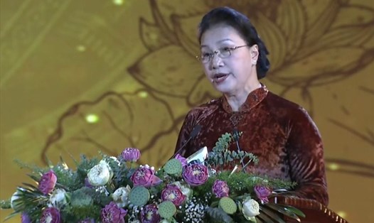 Chủ tịch Quốc hội Nguyễn Thị Kim Ngân phát biểu tại buổi lễ Kỷ niệm 990 năm danh xưng Nghệ An. Ảnh: Hải Đăng