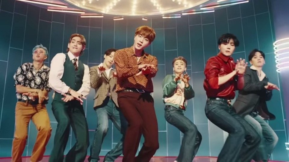 Nhóm BTS. Ảnh cắt clip. Nhóm BTS. Ảnh cắt clip.