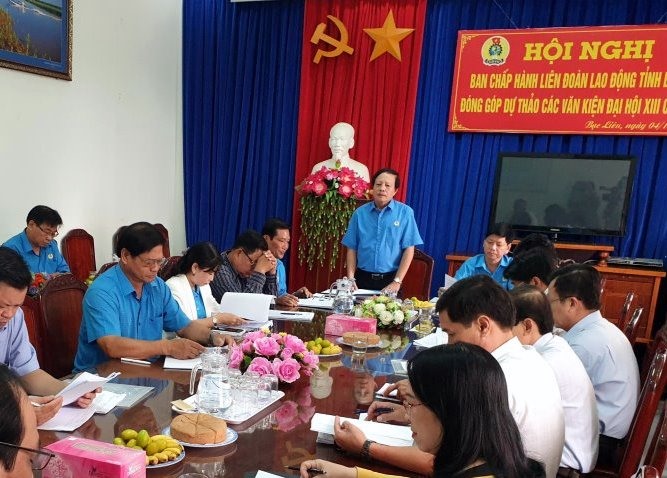 LĐLĐ tỉnh Bạc Liêu tổ chức Hội nghị góp ý văn kiện Đại hội lần XIII của Đảng (ảnh  Hồng Tới)