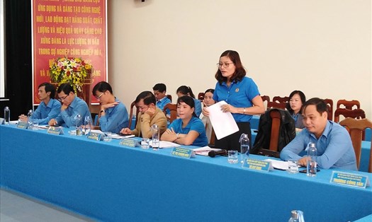 LĐLĐ tỉnh Gia Lai tổ chức hội nghị lấy ý kiến góp ý dự thảo văn kiện trình Đại hội. Ảnh TTuấn