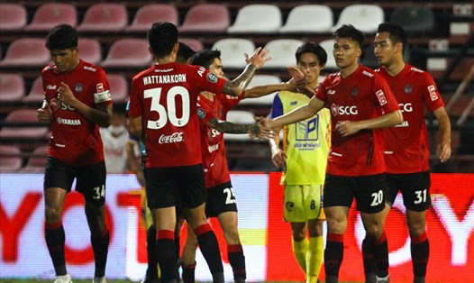 Muangthong United có chiến thắng 10-0 ở Cúp FA Thái Lan, giải đấu Đặng Văn Lâm không được đăng kí thi đấu. Ảnh: MUFC