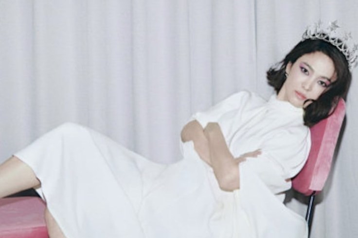 Song Hye Kyo "lột xác" trong bộ ảnh mới