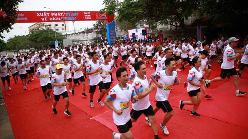 Đầu năm 2020, BSR đã tổ chức giải chạy Mùa xuân với sự tham gia của gần 600 cán bộ công nhân viên. Ảnh: CĐ Cty