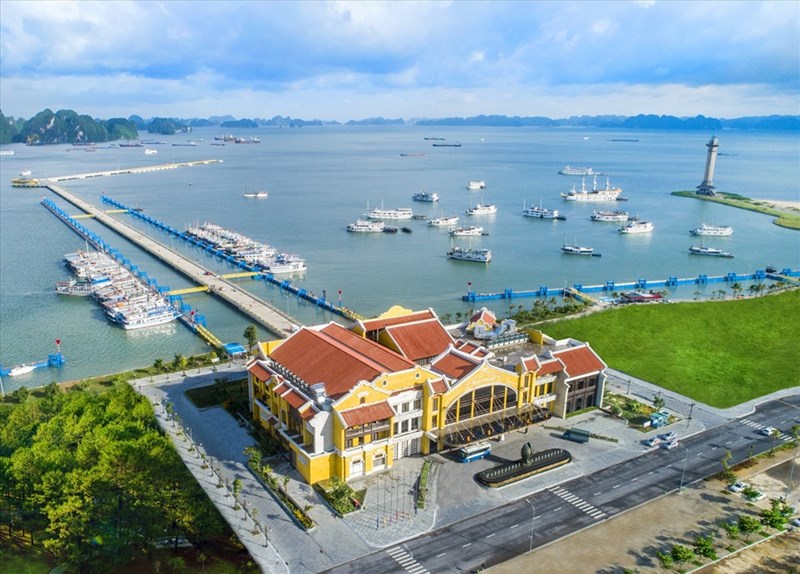 Kiến trúc đẹp mãn nhãn của cảng tàu khách quốc tế Hạ Long