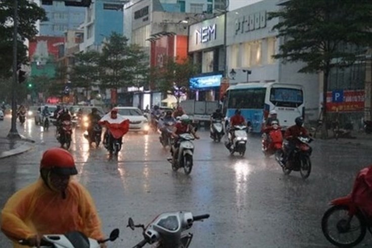 Dự báo thời tiết 17.12: Bắc Bộ giá rét, Nam Bộ mưa rào và dông vài nơi