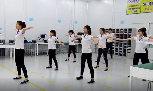 Bài dự thi thể dục giữa giờ của công nhân lao động Công ty TNHH Công nghệ Nissei Việt Nam. Ảnh: BTC