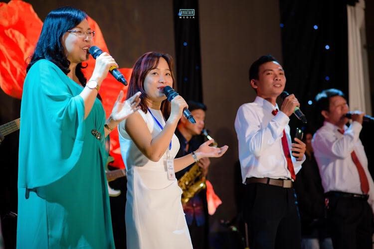 Bác sĩ, nghệ sĩ Đà Nẵng “đi hát” góp 12.000 dĩa cơm cho bệnh nhân nghèo. Ảnh: T.T