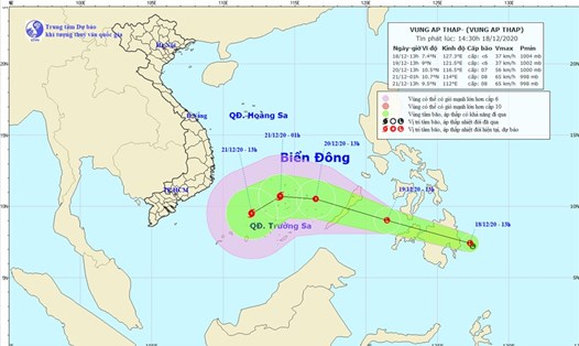 Vùng áp thấp gần biển Đông có thể mạnh lên thành áp thấp nhiệt đới. Nguồn: NCHMF
