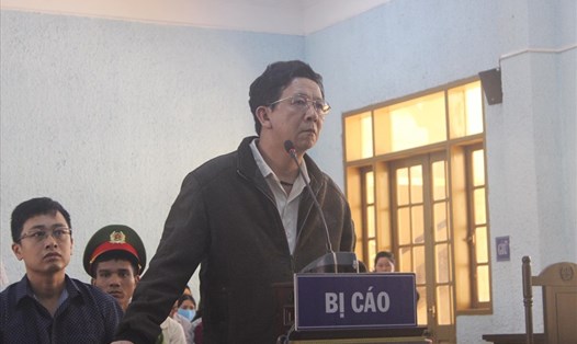 Nguyên Chủ tịch UBND huyện Đức Cơ, Gia Lai tại phiên tòa ngày 18.12. Ảnh TTuấn