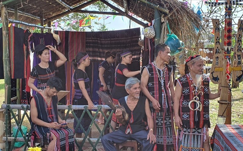 Nhiều nơi trên cả nước đã có các làng du lịch cộng đồng tuy nhiên tại Việt Nam, mô hình này vẫn chưa được vền vững. Ảnh: TT