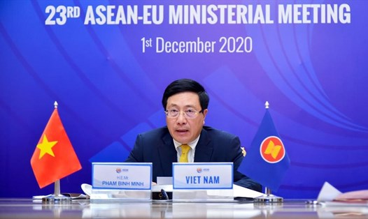 Phó Thủ tướng Bộ trưởng, Ngoại giao Phạm Bình Minh tham dự Hội nghị Bộ trưởng Ngoại giao ASEAN-EU lần thứ 23, ngày 1.12.2020. Ảnh: BNG