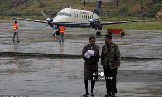 Sự cố hy hữu xảy ra khi hãng hàng không Buddha Air chở khách đến nhầm sân bay. Ảnh: AFP