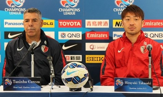 Tiền đạo Hiroyuki Takasaki (phải) từng vô địch J.League 1, dự AFC Champions League cùng đội Kashima Antlers. Ảnh: Kashima Antlers