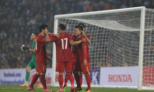 Đội tuyển Việt Nam ăn mừng bàn thắng. Ảnh: Hoài Thu