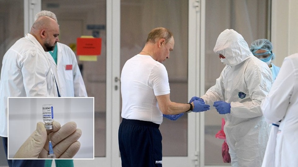 Tổng thống Vladimir Putin sẵn sàng tiêm vaccine COVID-19 Sputnik V. Ảnh: Kremlin