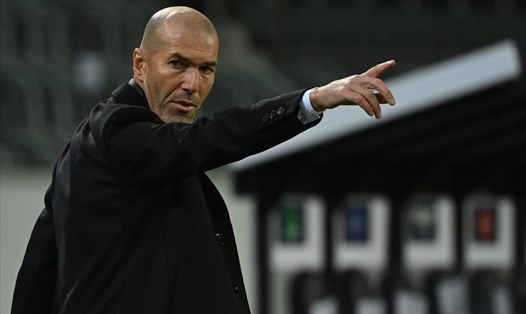Zinedine Zidane đã cương quyết không trọng dụng Gareth Bale và James Rodriguez ở Real Madrid. Ảnh: AFP