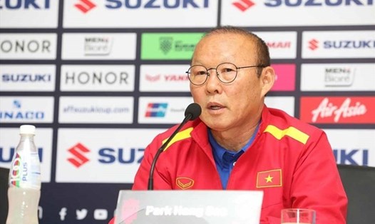 Huấn luyện viên Park Hang-seo thường than phiền chất lượng tiền đạo Việt Nam. Ảnh: AFF