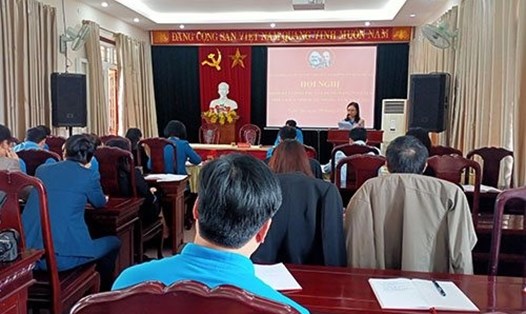 Hội nghị kiểm điểm công tác xây dựng Đảng năm 2020, triển khai nhiệm vụ trọng tâm năm 2021 LĐLĐ tỉnh Nghệ An. Ảnh: Trần Vân