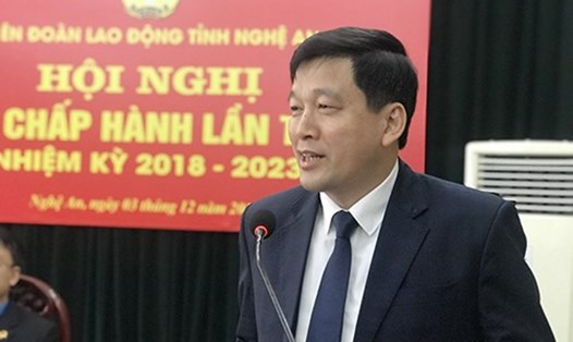 Đồng chí Kha Văn Tám - Chủ tịch LĐLĐ tỉnh Nghệ An phát biểu nhận nhiệm vụ. Ảnh: Thanh Thủy