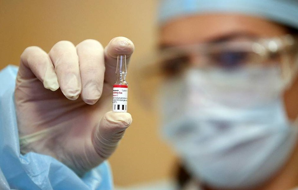 Buổi giới thiệu trực tuyến vaccine Sputnik V của Nga do Liên Hợp Quốc tổ chức hôm 2.12 thu hút hơn 50 nước tham gia. Ảnh: AFP