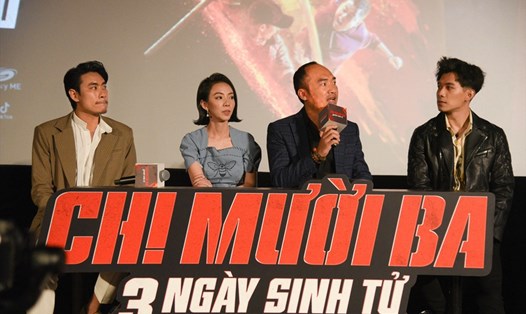 Kiều Minh Tuấn và êkip phim "Chị Mười Ba: 3 ngày sinh tử" chia sẻ nhiều thông tin thú vị đến khán giả. Ảnh: NVCC.