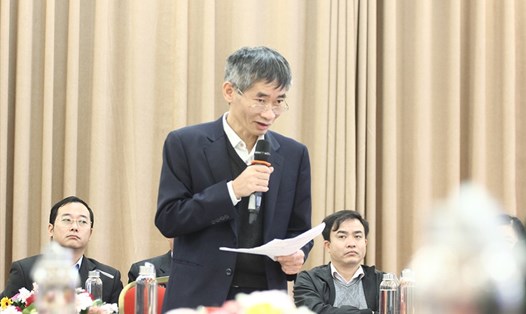 Phó Chủ tịch Tổng Liên đoàn Lao động Việt Nam Trần Văn Thuật phát biểu tại Hội nghị. Ảnh T.Vương