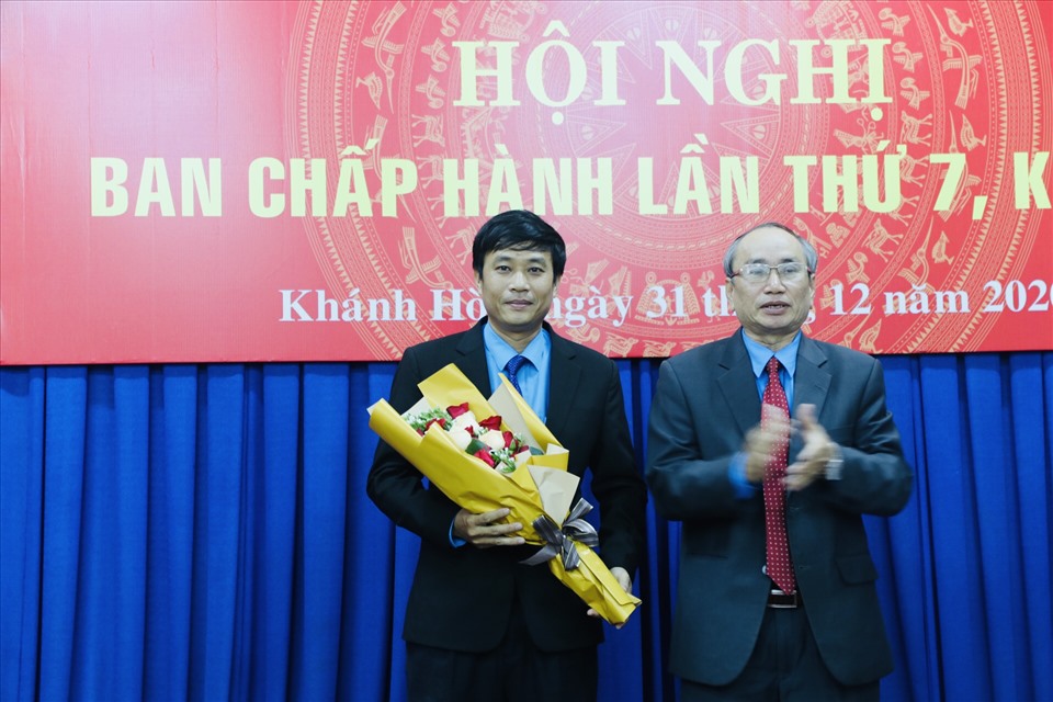 Ông Bùi Thanh Bình được bầu làm chủ tịch LĐLĐ Khánh Hoà. Ảnh: Phương Linh