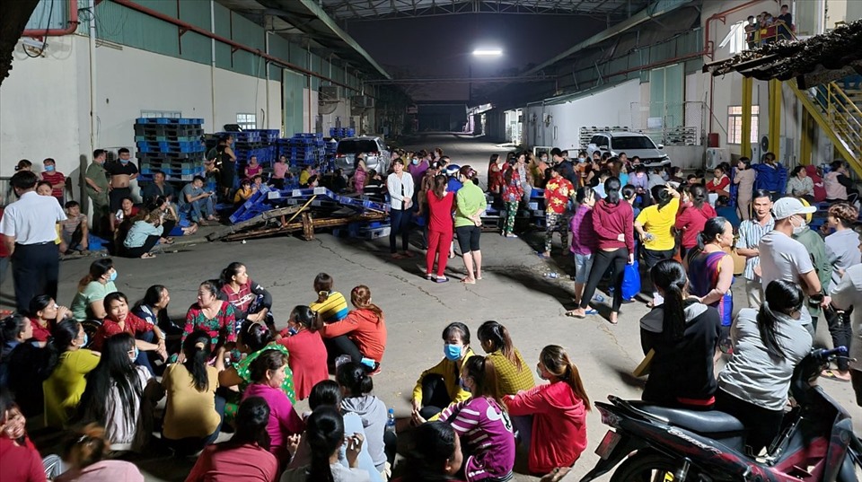 Vụ tranh chấp lao động ở Công ty TNHH Mỹ Tú. Ảnh: Đình Trọng
