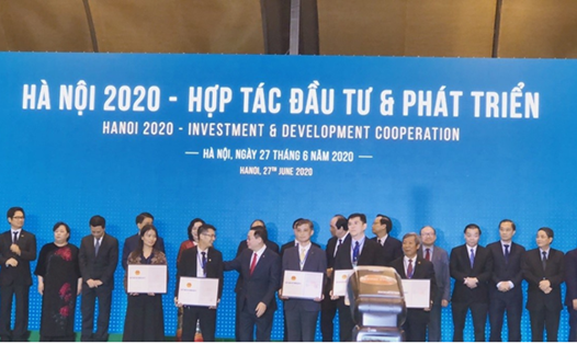 Tổng công ty Cổ phần Thương mại xây dựng (WTO) nhận quyết định chủ trương đầu tư Dự án Khu đô thị mới Kim Chung – Di Trạch. Ảnh: TL.