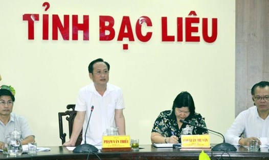 Chủ tịch UBND tỉnh Bạc Liêu Phạm Văn Thiều đề nghị không được lơ là trong phòng chống dịch bệnh COVID-19 (ảnh Nhật Hồ)