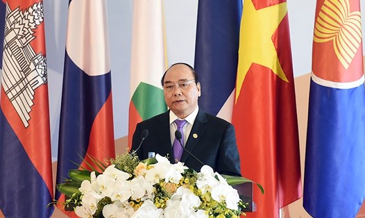 Thủ tướng Nguyễn Xuân Phúc đã phát biểu khai mạc Hội nghị cấp cao ACMECS lần thứ 7, CLMV lần thứ 8 tổ chức tại Hà Nội năm 2016. Ảnh: VGP.