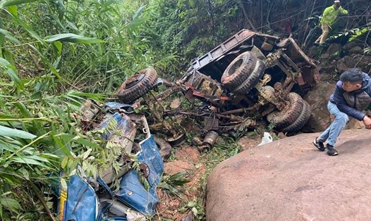 Hiện trường vụ tai nạn giao thông ở Sơn La. Ảnh: Trần Đông