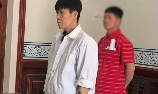 Bị cáo Đồng Văn Thắng tại tòa (áo trắng). Ảnh: Mai Mai