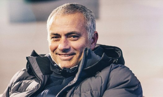 Jose Mourinho từng giúp Man United vô địch Europa League và sau đó vượt qua vòng bảng Champions League. Ảnh: AFP