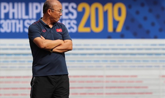 Huấn luyện viên Park Hang-seo bị đình chỉ 4 trận đấu. Ảnh: VFF
