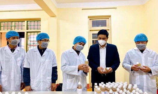 Trường Đại học Khoa học sẽ tặng các sản phẩm sát khuẩn cho tỉnh Vĩnh Phúc để hỗ trợ phòng chống dịch bệnh.