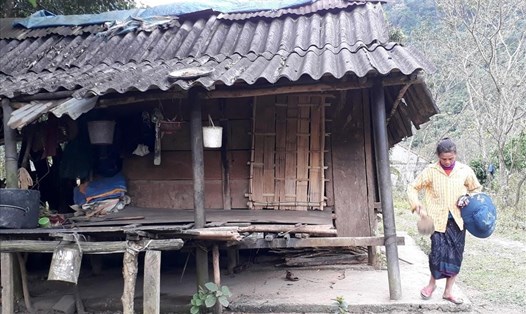 Ngôi nhà của bà Hồ Thị Chưng ở bản A Xóc - Cha Lỳ. Ảnh: H.Thơ