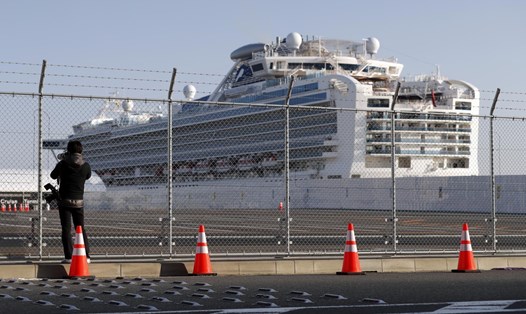 Nhật Bản thừa nhận 23 hành khách rời tàu Diamond Princess chưa được xét nghiệm COVID-19. Ảnh: AP