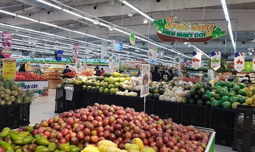 Nông sản nhiệt đới của Việt Nam được thị trường Mỹ, EU ưa chuộng, cần khơi thông thủ tục để thúc đẩy xuất khẩu sang các quốc gia này. Ảnh: Kh.V