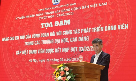 Ông Trần Văn Thuật - Phó Chủ tịch Tổng Liên đoàn Lao động Việt Nam phát biểu. Ảnh PV