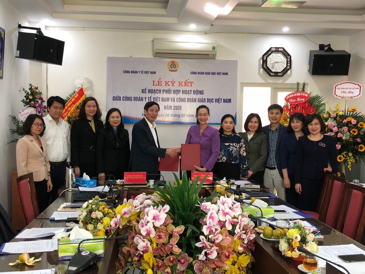 Chủ tịch Công đoàn Y tế Việt Nam và Chủ tịch Công đoàn Giáo dục Việt Nam ký kế hoạch phối hợp hoạt động năm 2020.