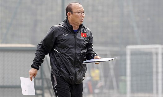 Huấn luyện viên Park Hang-seo giữ nguyên kế hoạch làm việc ở Việt Nam. Ảnh: M.H