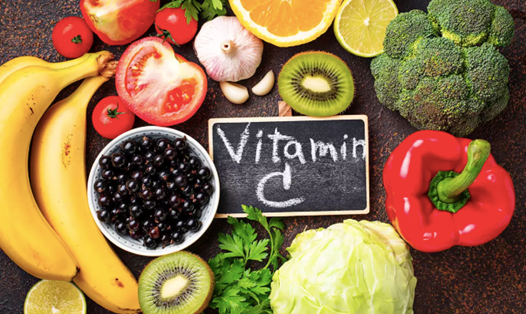 Vitamin và khoáng chất trong bữa ăn hàng ngày có vai trò rất quan trọng trong việc nâng cao sức đề kháng của cơ thể, giảm nguy cơ mắc bệnh do virus Corona. Ảnh: Timesofindia.